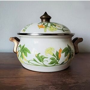 Vintage Asta Enamelware Dutch Oven - Germany - 2 Quart - Brass